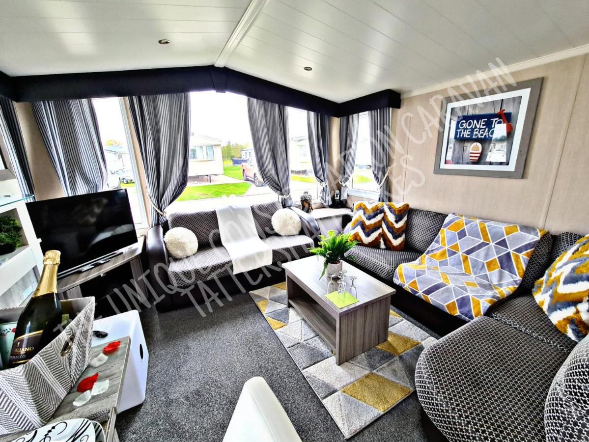 Tattershall Luxury Hot Tub Caravan Extérieur photo