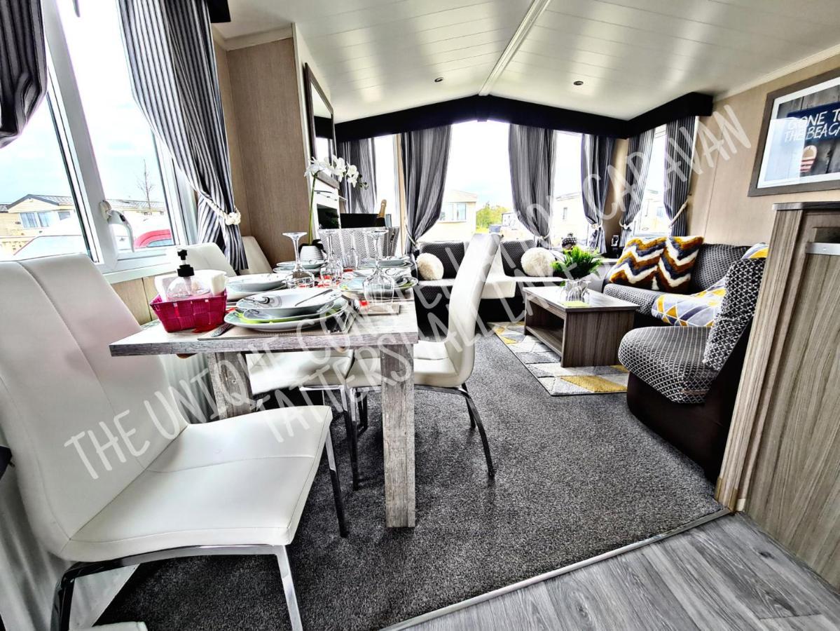 Tattershall Luxury Hot Tub Caravan Extérieur photo